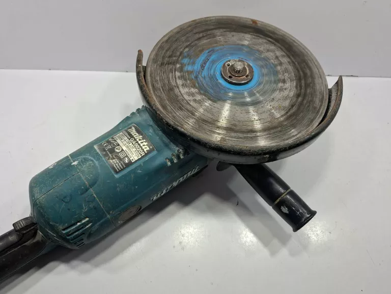 SZLIFIERKA KĄTOWA MAKITA GA9020R