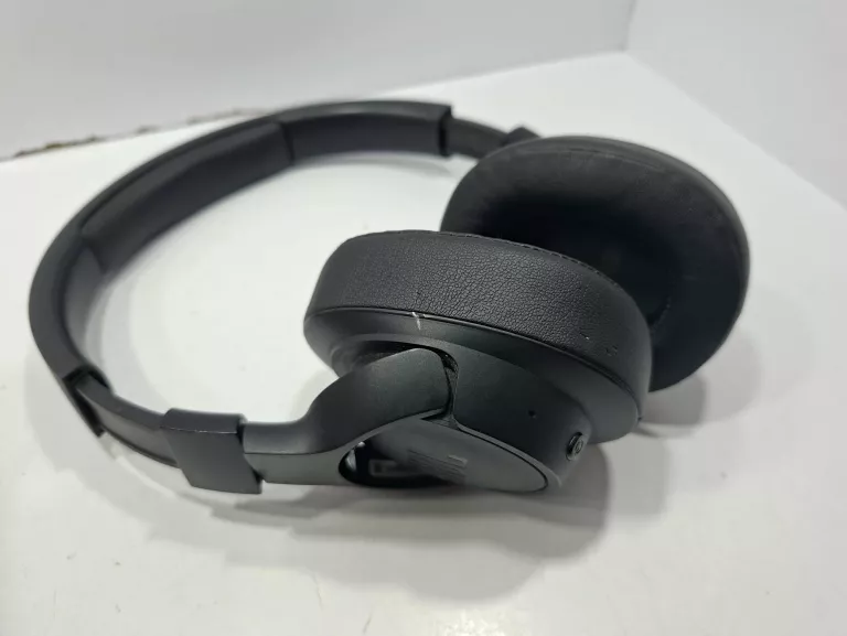 JBL TUNE 720 BT