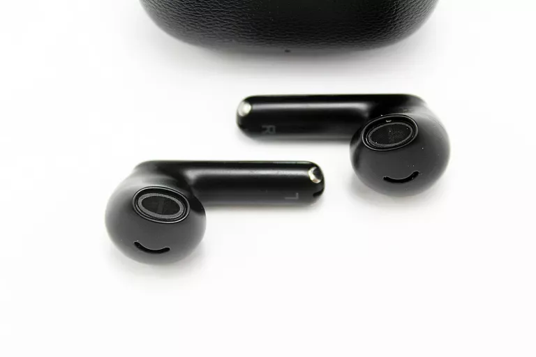 BEZPRZEWODOWE SŁUCHAWKI DOUSZNE HUAWEI FREEBUDS SE 3 (T0016) CZARNE