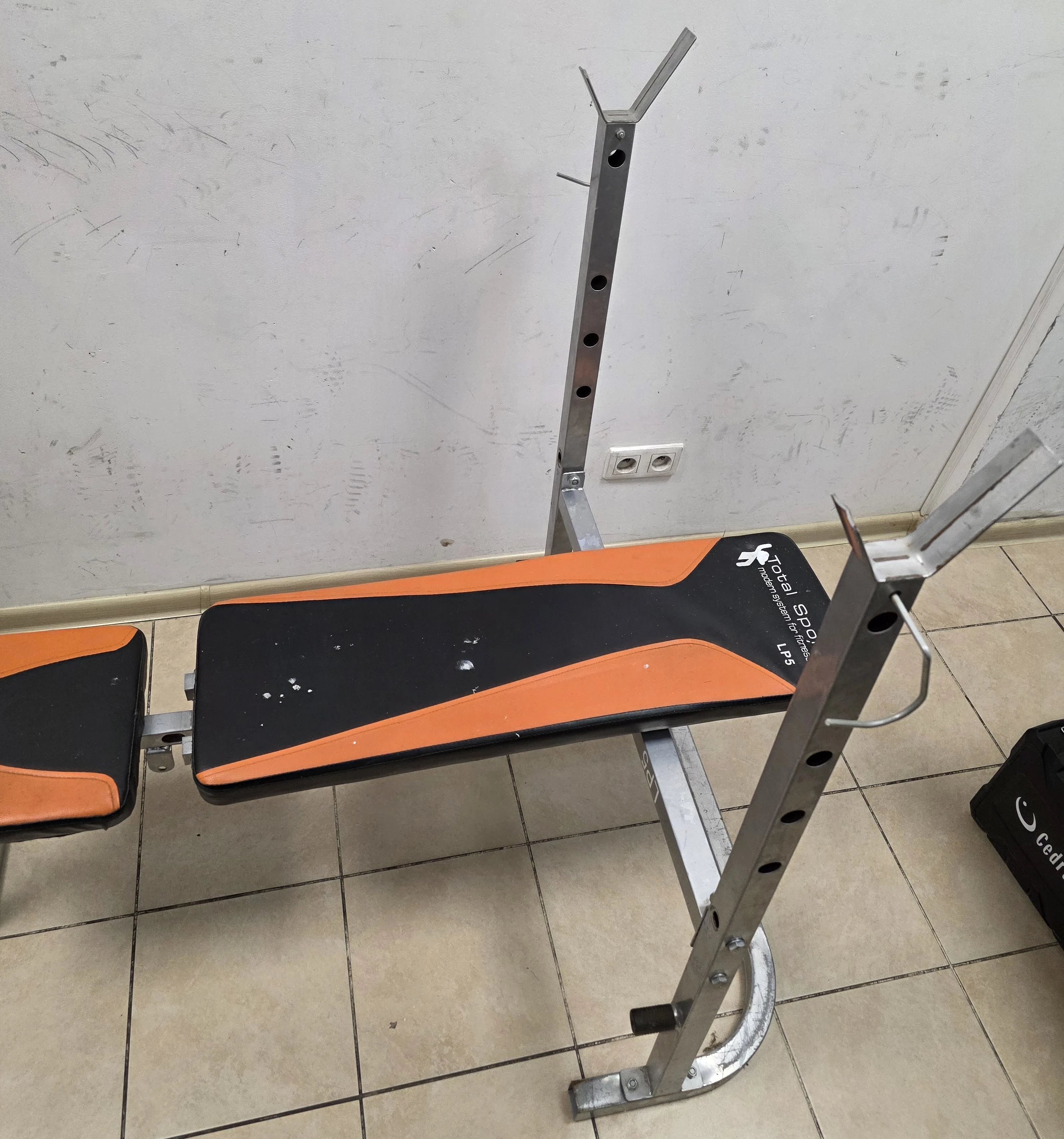 lawka-uniwersalna-total-sport-lp5-model-gyronetics