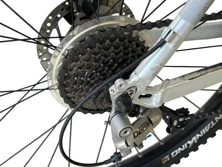 ROWER GIANT TERRAGO 1 DISC (2008) KOŁA 26" RAMA M