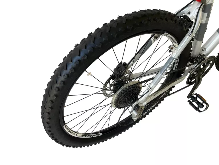 ROWER GIANT TERRAGO 1 DISC (2008) KOŁA 26" RAMA M