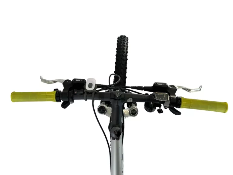 rower-giant-terrago-1-disc-2008-kola-26-rama-m-plec-130411-1030181