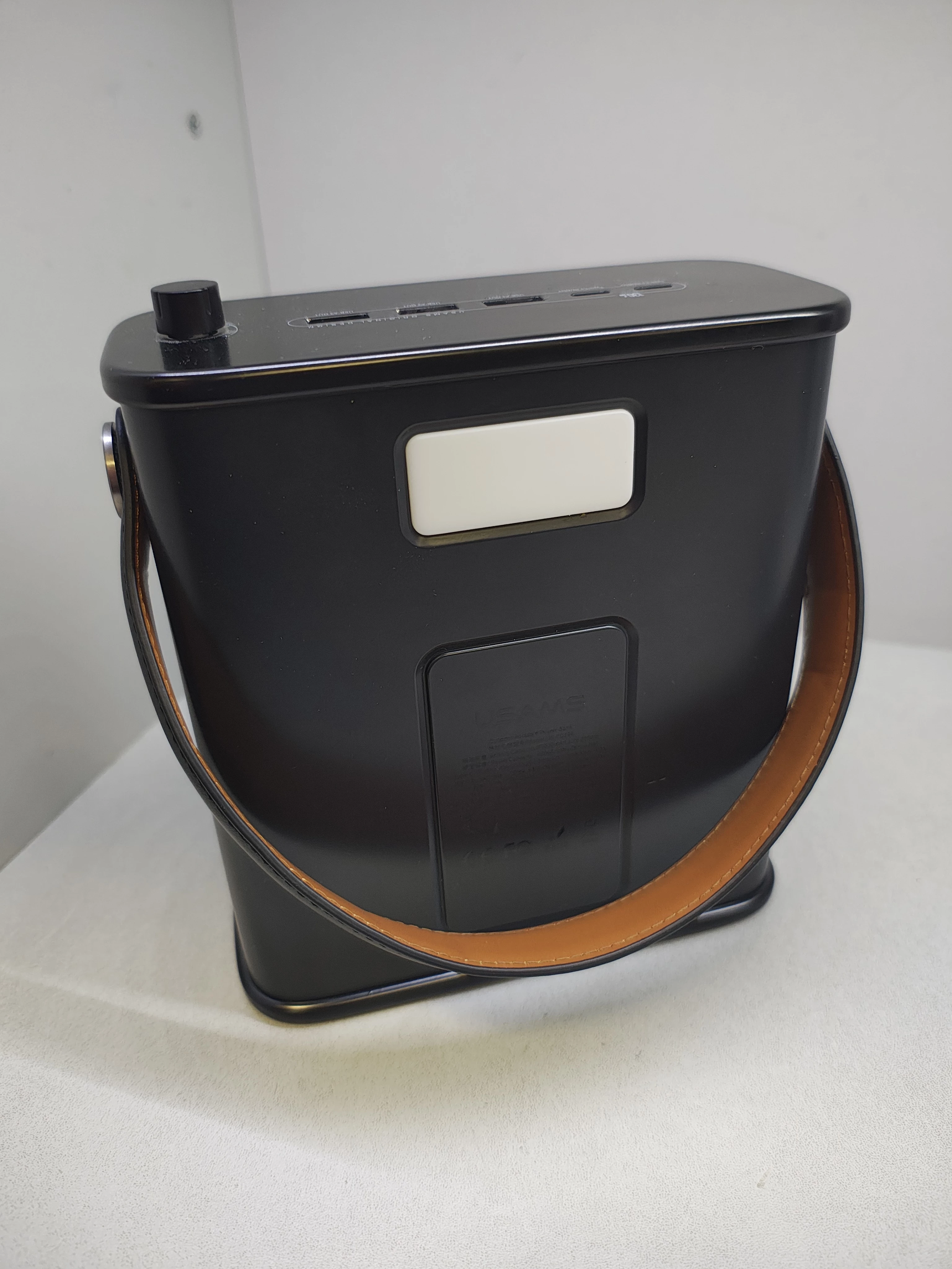 stacja-zasilania-usams-us-cd196-80000mah-130w-stan-11323-2