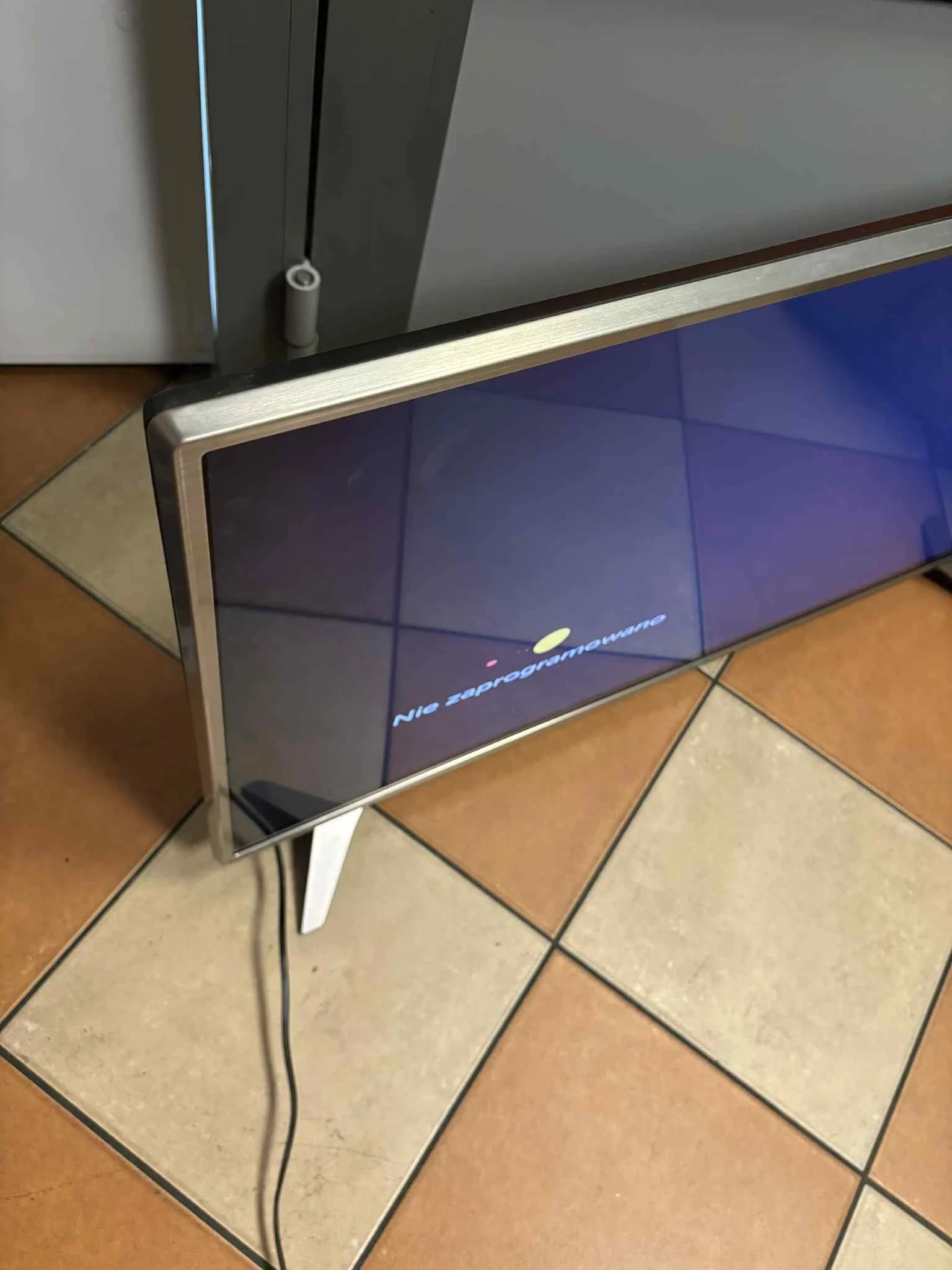 telewizor-lg-43lh615v-led-full-hd-smart-tv-z-pilotem-ean-gtin-8808992147718