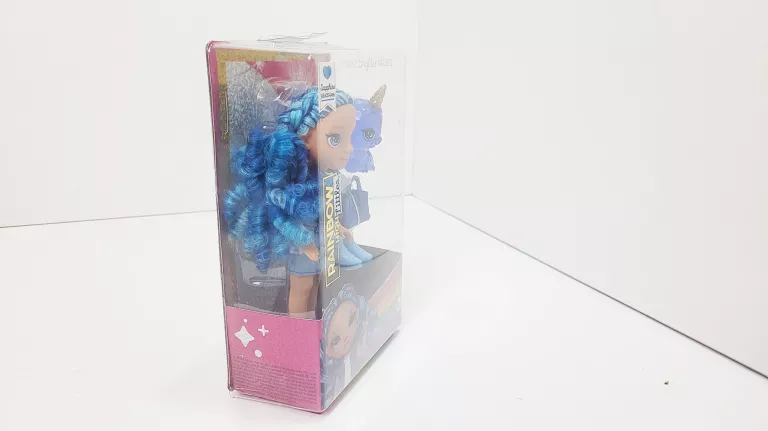 RAINBOW HIGH LITTLES - SAPPHIRE BRADSHAW MAŁA, PRZEGUBOWA MODNA LALKA 15CM