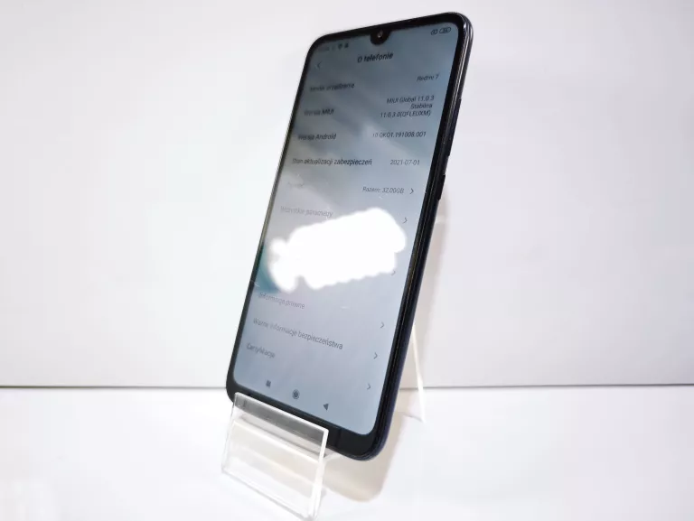 TELEFON XIAOMI REDMI 7 32 / 3 GB