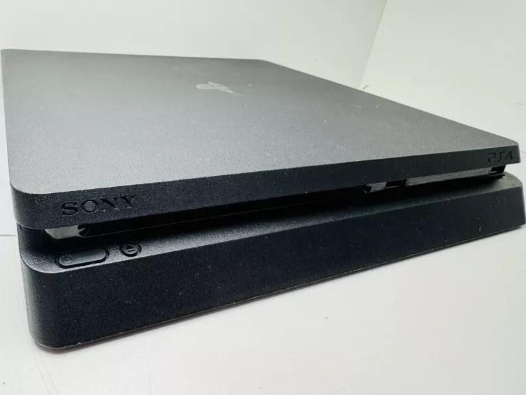 KONSOLA PS4 SLIM 500GB