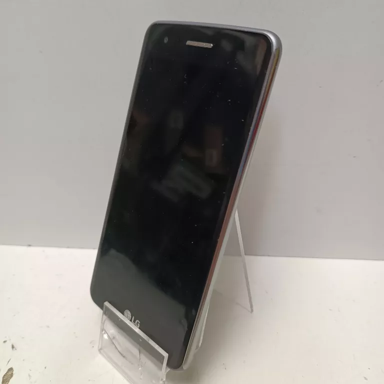 TELEFON LG  K8
