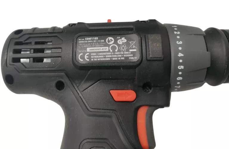 wiertarka-bezprzewodowa-ferm-ax-power-12v-walizka-napiecie-v-128551-4