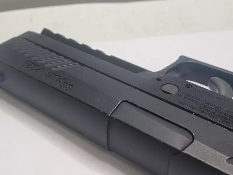 WIATRÓWKA SIG SAUER P320