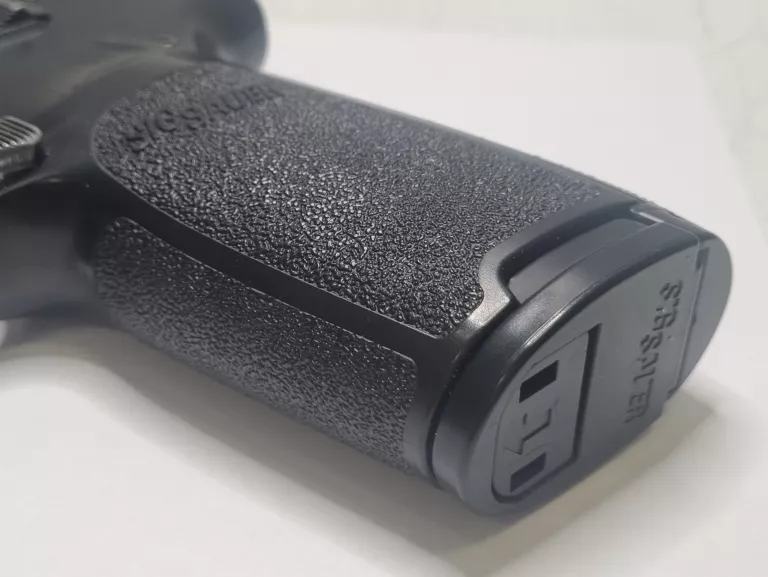 WIATRÓWKA SIG SAUER P320