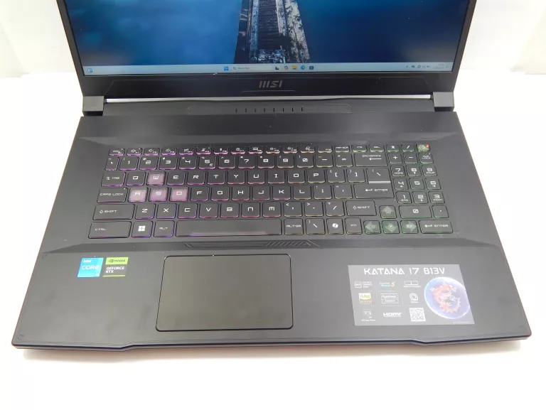 LAPTOP MSI KATANA 17 B13V