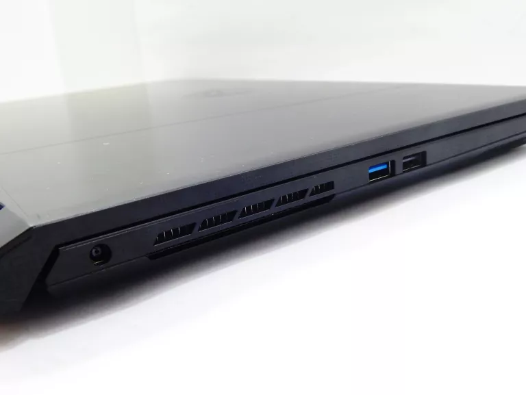 LAPTOP MSI KATANA 17 B13V
