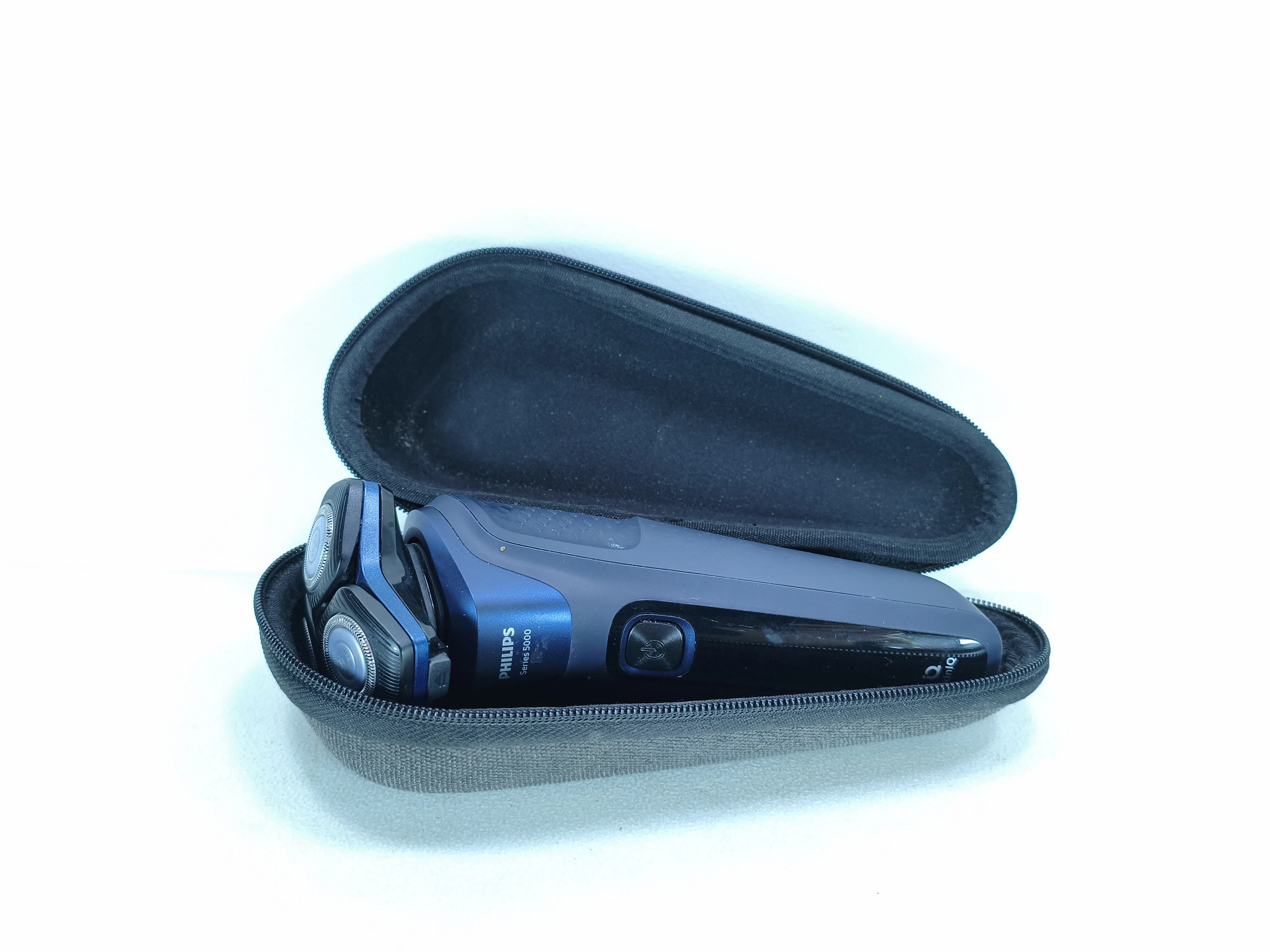 golarka-philips-s5585-ladowarka-etui-luczynskiego-10-skierniewice