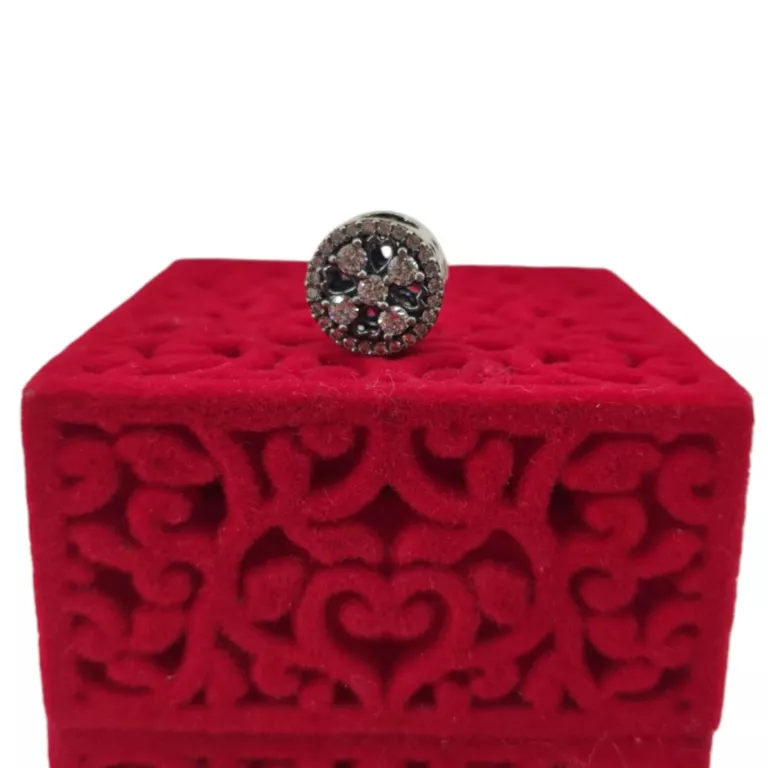 ŚLICZNY SREBRNY CHARMS DO BRANSOLETKI CYRKONIE 925 2,50G