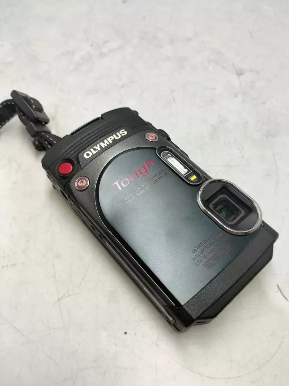 APARAT OLYMPUS TG 870 CZARNY + ETUI ŁADOWARKA