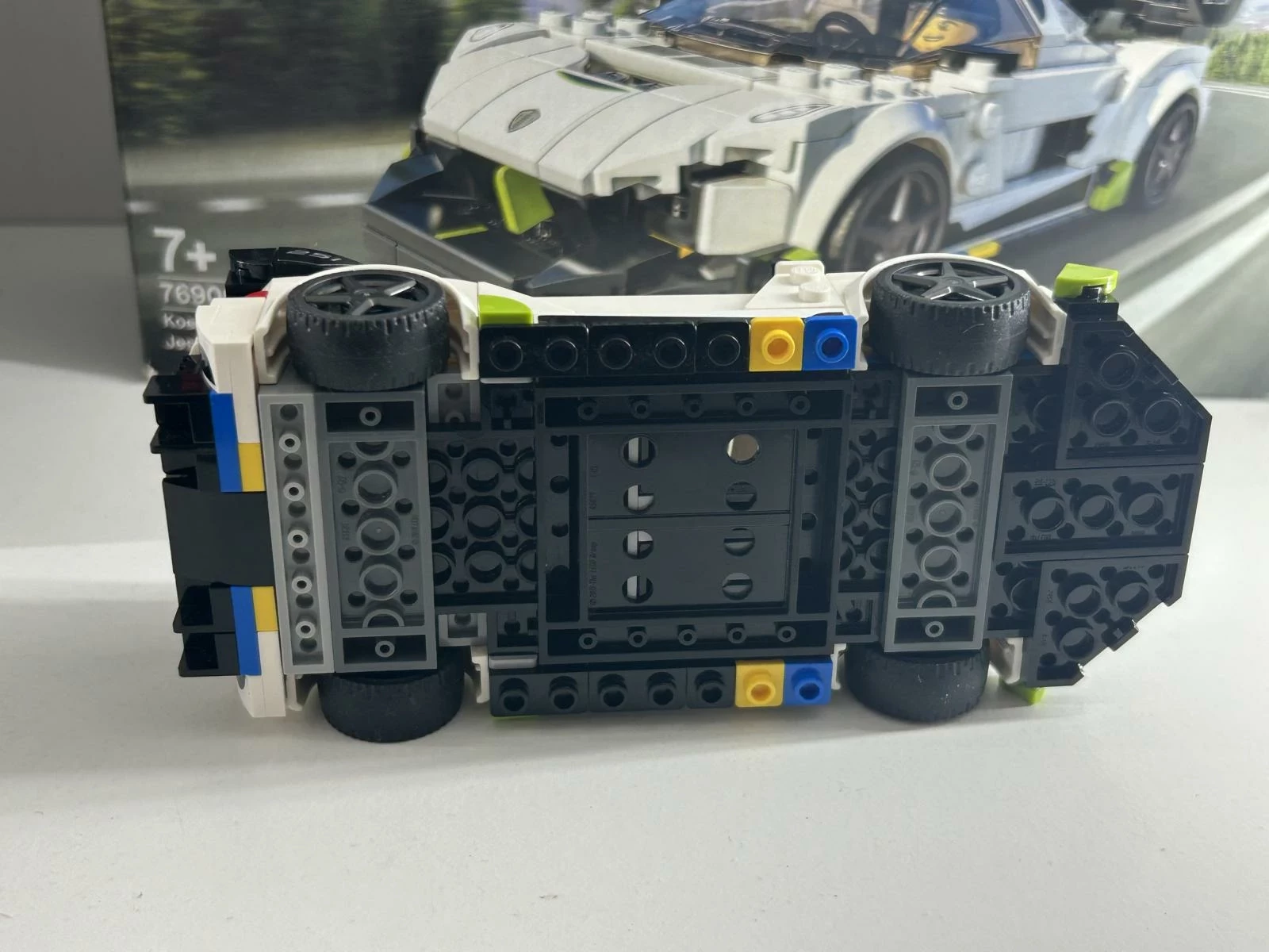 lego-76900-speed-champions-koenigsegg-jesko-wiek-dziecka-3475-65