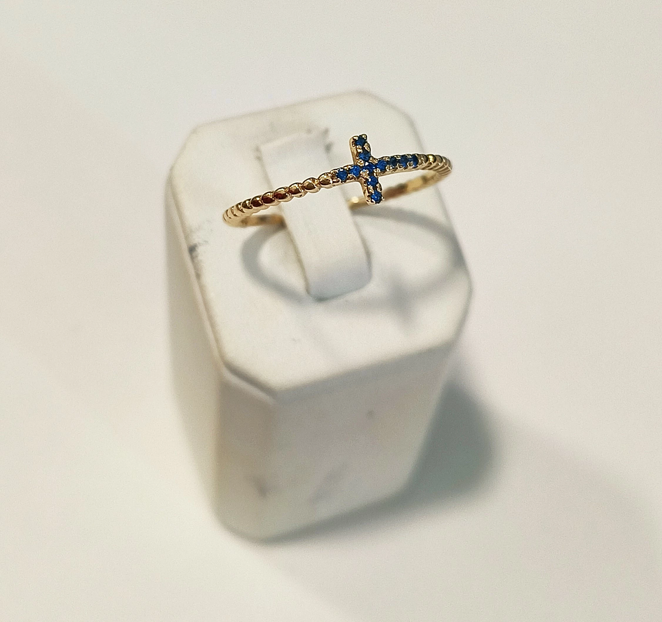 zloty-pierscionek-z-niebieska-cyrkonia-123g-wyszynskiego-11-lukow