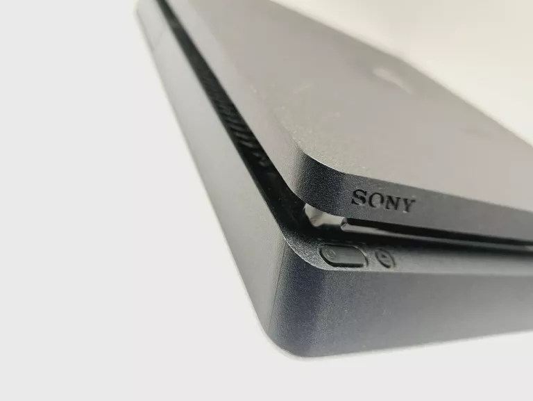KONSOLA PS4 SLIM CUH-2216A 500 GB