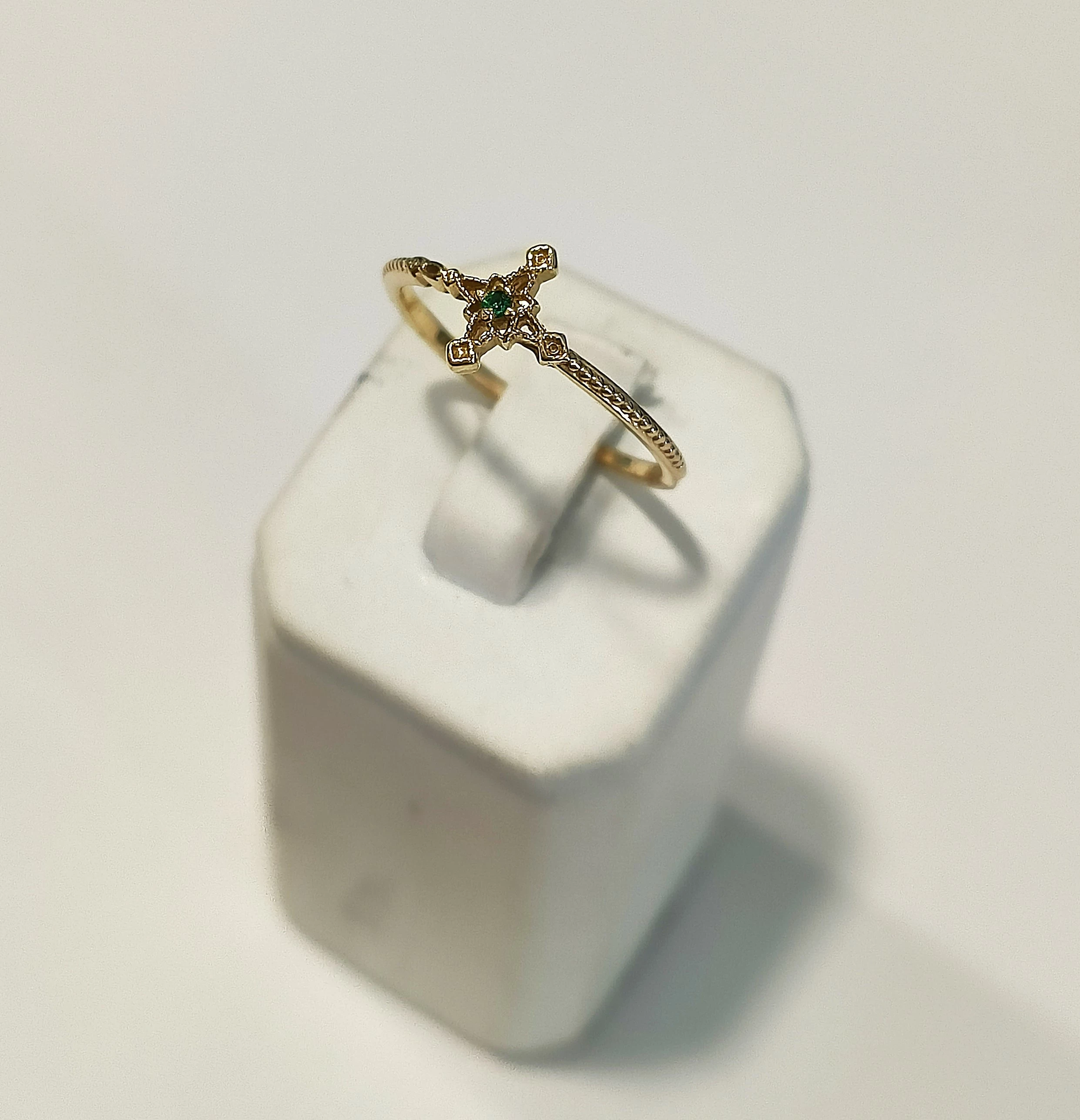 zloty-pierscionek-zielona-cyrkonia-123g-motyw-129129-1924399