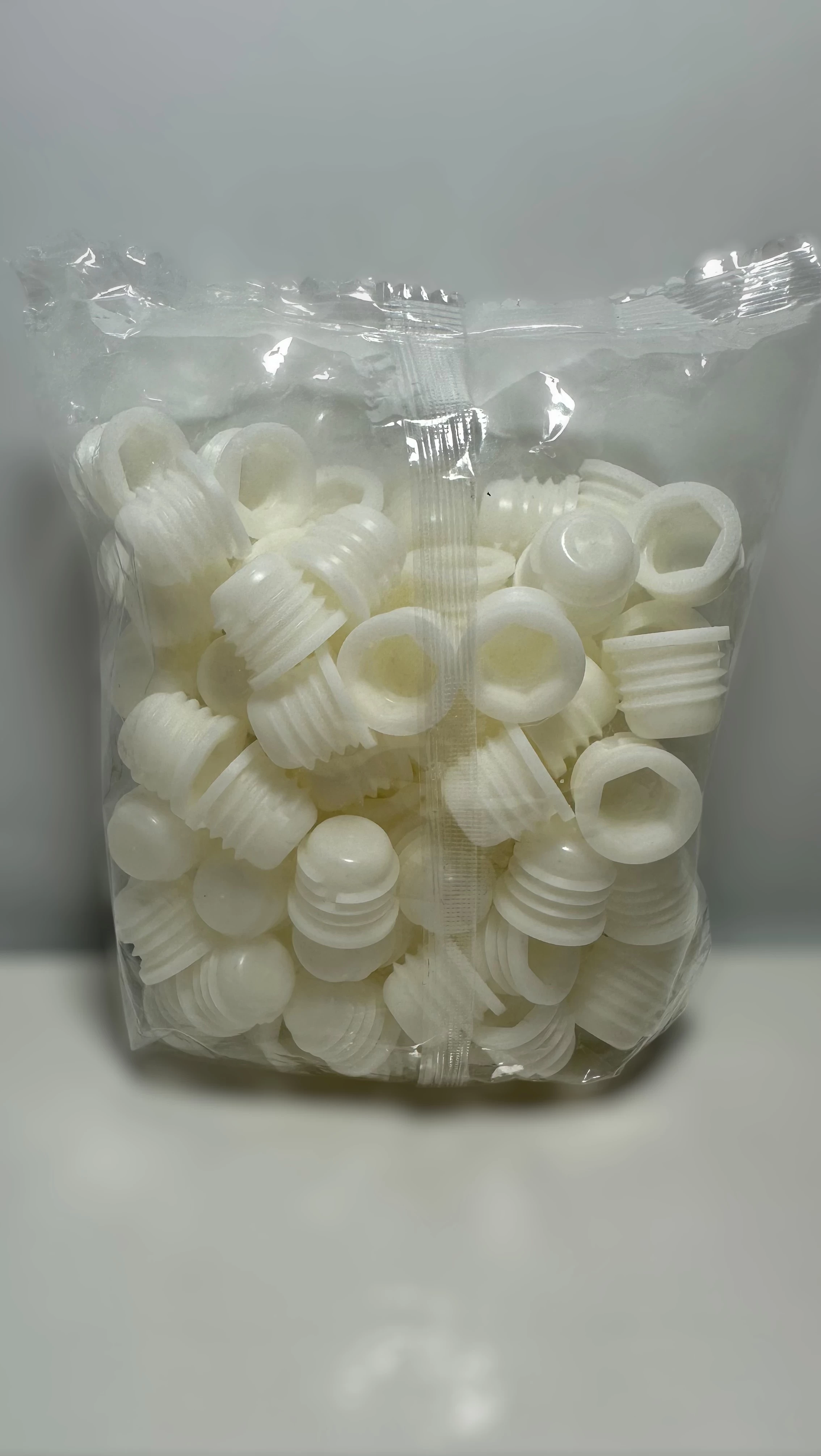 gniazdo-standardowe-pc-f1-samogwintujace-komplet-100-ean-gtin-9421032530074