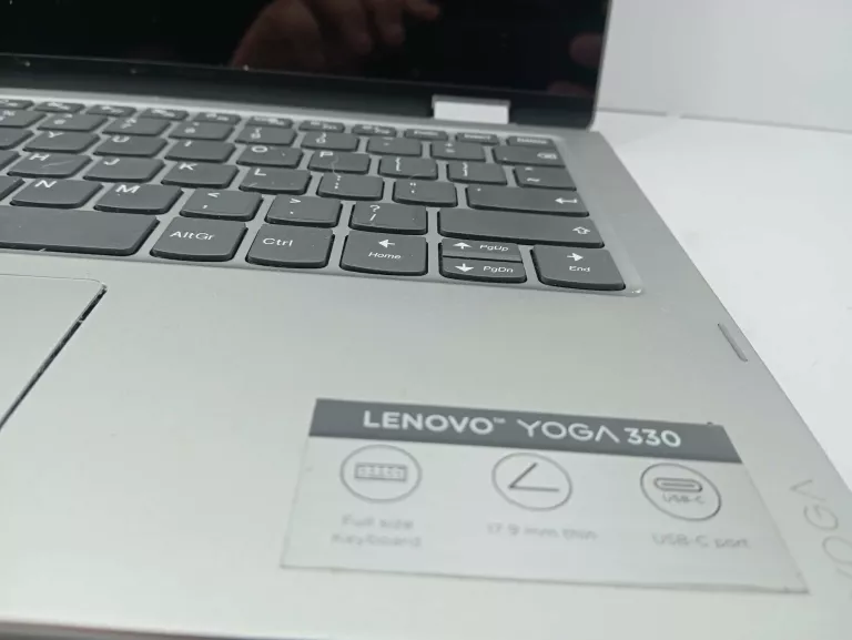 LAPTOP LENOVO YOGA 330-11IGM 11,6 " INTEL CELERON N 4 GB / 64 GB