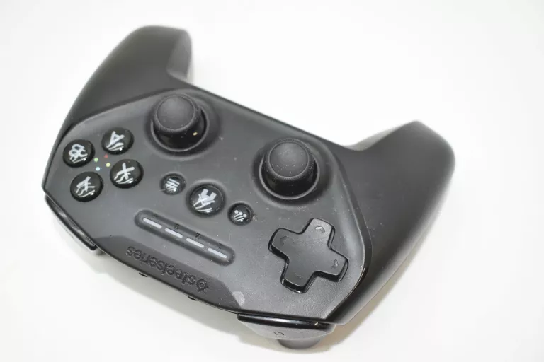 PAD STEELSERIES NIMBUS+ APPLE ARCADE