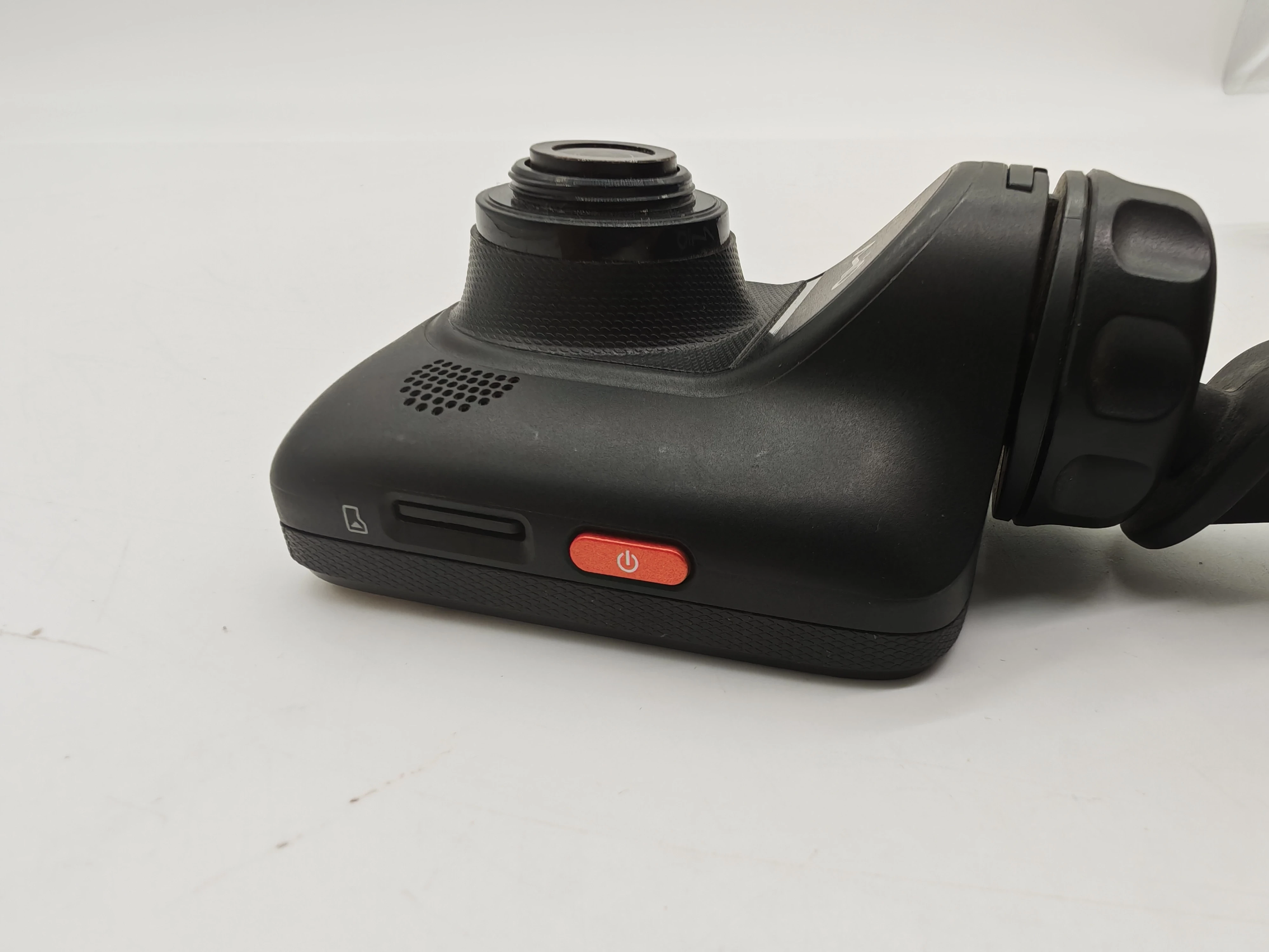 wideorejestrator-mio-538-deluxe-karta-pamieci-w-zestawie-129781-1