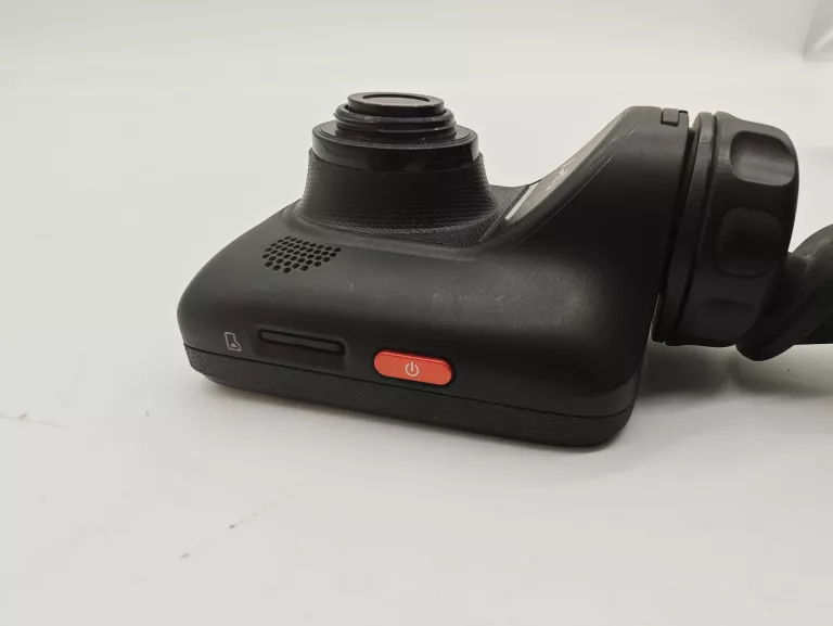 wideorejestrator-mio-538-deluxe-karta-pamieci-w-zestawie-129781-1