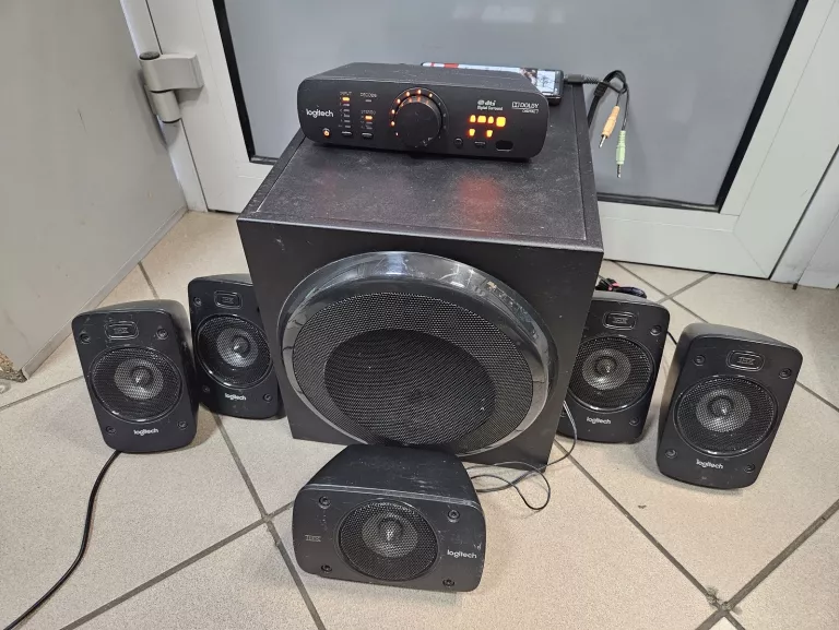 ZESTAW SURROUND 5.1 LOGITECH Z906 BRAK PILOTA