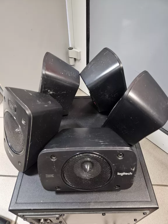 ZESTAW SURROUND 5.1 LOGITECH Z906 BRAK PILOTA