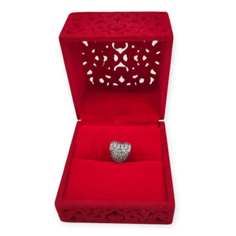SREBRNY CHARMS 925 SERCE Z CYRKONIAMI 3,50G