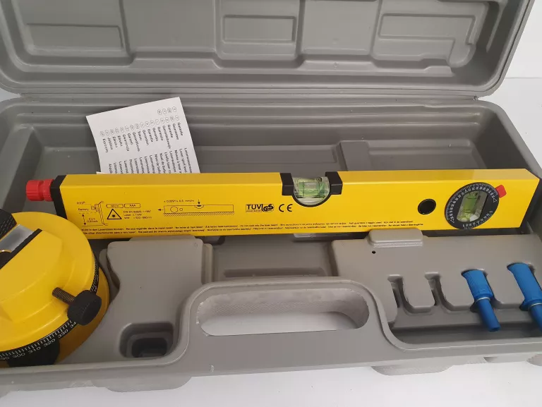 POZIOMICA LASEROWA POWERFIX PLW670