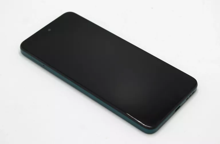 TELEFON MOTOROLA MOTO G05 4/128GB 6,67" 90HZ 50MPIX