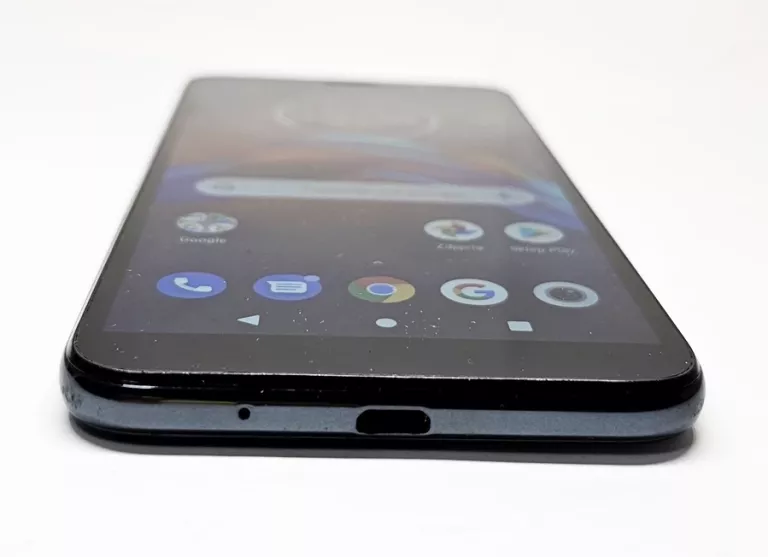 MOTOROLA MOTO E6 2/32GB ZESTAW