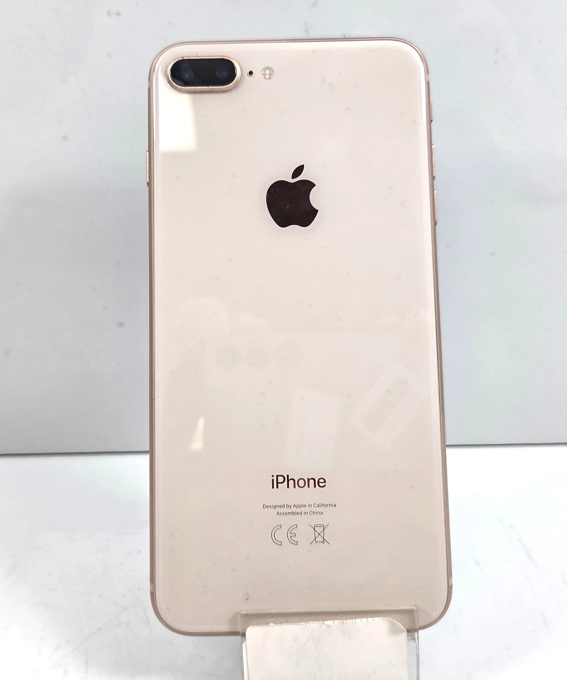 telefon-apple-iphone-8-plus-opis-typ-202685-212929