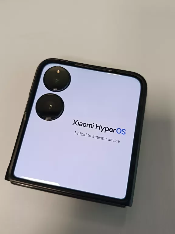 SKŁADANY SMARTFON XIAOMI MIX FLIP 16/512GB / BEZ BLOKAD