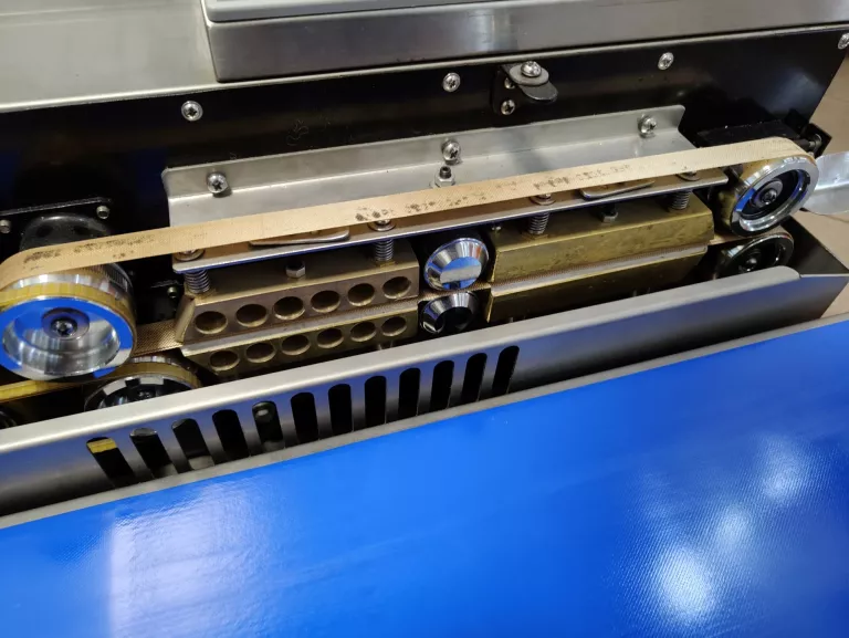 ZGRZEWARKO-DRUKARKA DO FOLII FRBM-810I