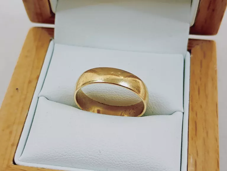 ZŁOTA OBRĄCZKA 3,7G 585 R17