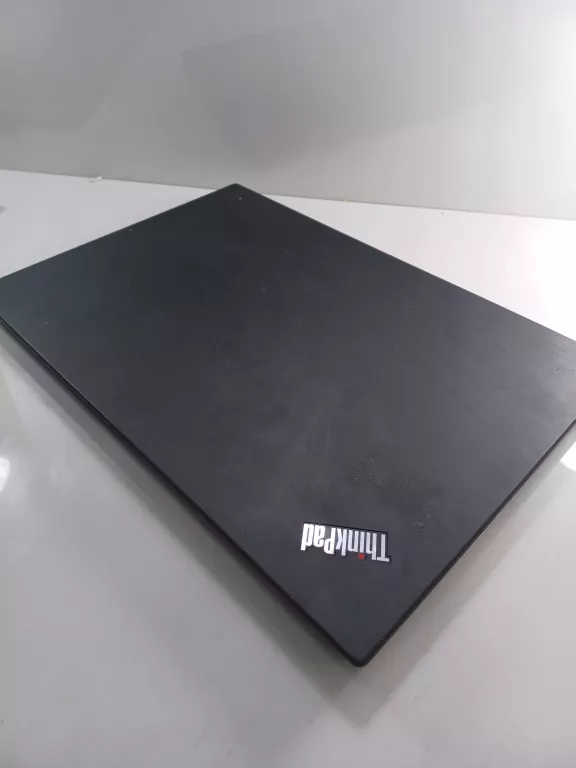 LAPTOP LENOVO THINKPAD T490 + ZASILACZ