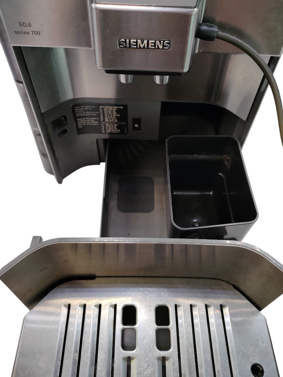 automatyczny-ekspres-cisnieniowy-siemens-te607203rw-1500-w-srebrnyszary-ean-gtin-4242003657010