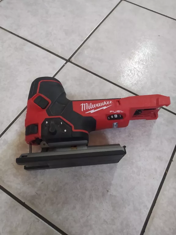 ZESTAW WYRZYNARKA M18 FBJS+ SZLIFIERKA M18 CAG125X