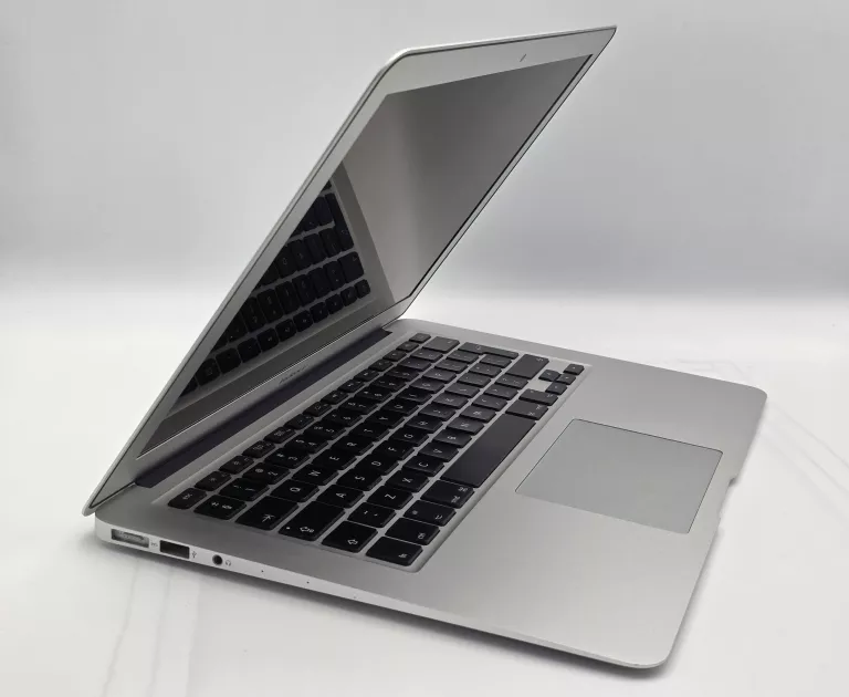 LAPTOP MACBOOK AIR 2015 A1466 13'' I5-5250U/8GB RAM/SSD 256GB/WIN11 PRO **