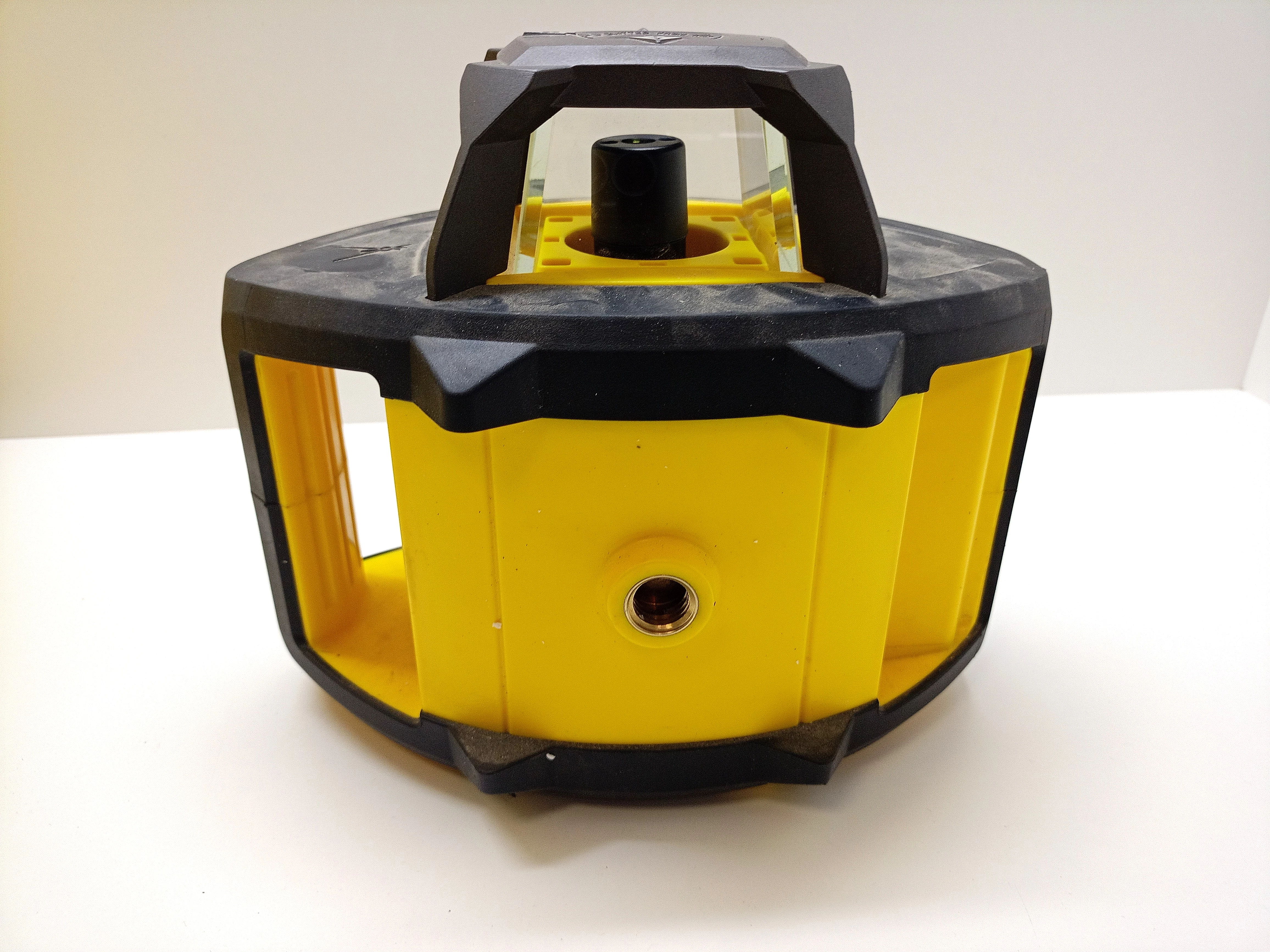 niwelator-laserowy-nivel-system-nl-540-model-nl540g-digital