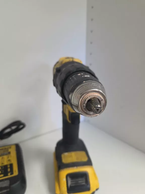 WKRĘTARKA-WIERTARKA DEWALT DCD777 18V