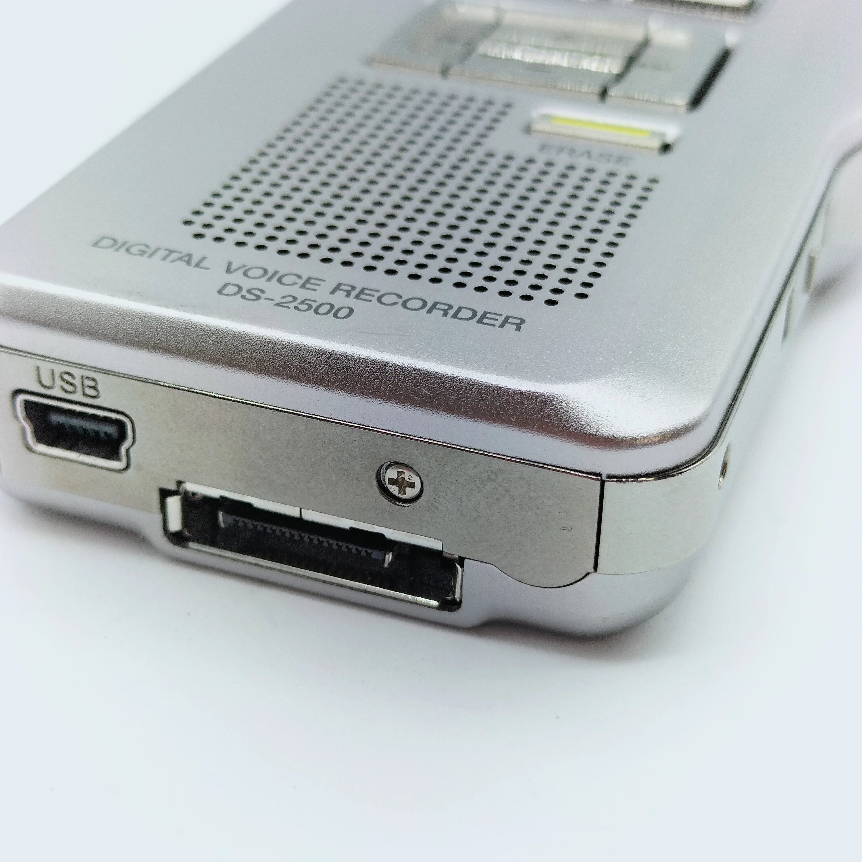 dyktafon-olympus-ds-2500-w-oryginalnym-etui-zasilanie-209202-1769477