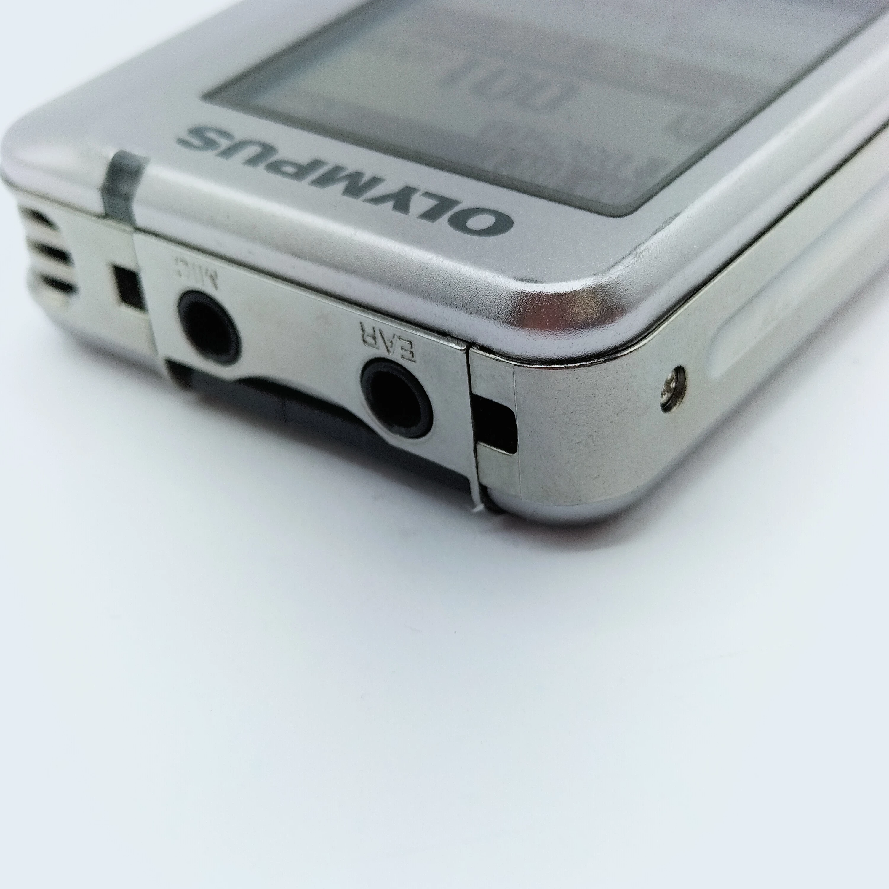 dyktafon-olympus-ds-2500-w-oryginalnym-etui-stan-11323-2