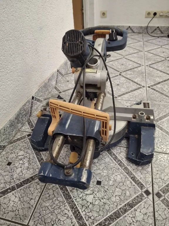 PIŁA UKOŚNICA MACALLISTER MMS254SL 1800W