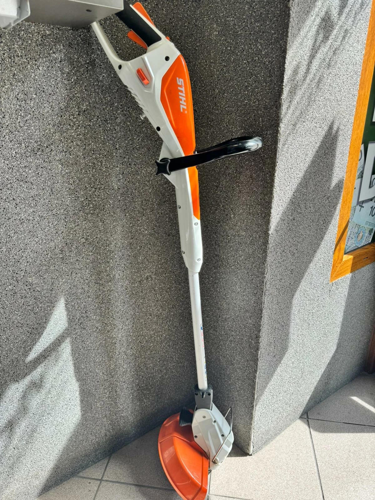 kosa-akumulatorowa-stihl-fsa-45-moc-silnika-130